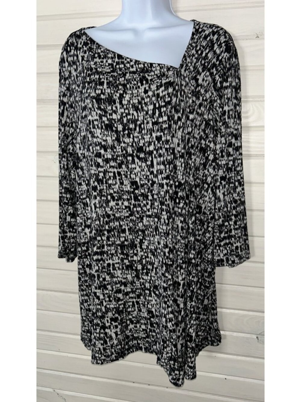 J.Jill Wearever Sz XL Black White Abstract Print Asymmetric Tunic Stretch EUC